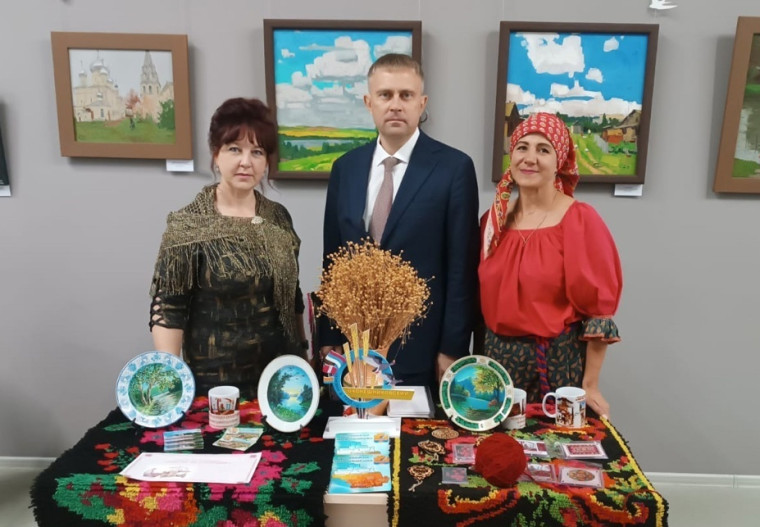 Туристический маршрут «Нити истории» Оконешниковского района стал Лауреатом II степени. Туристический маршрут «Нити истории» Оконешниковского района стал Лауреатом II степени.