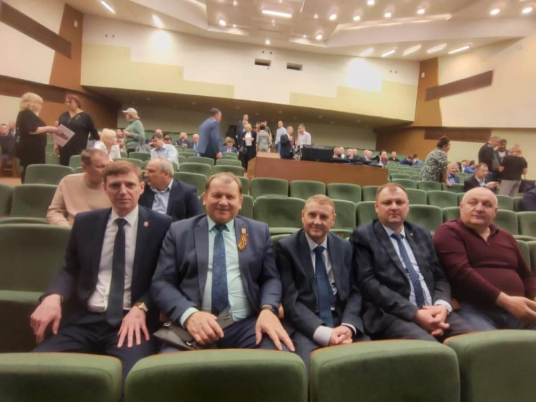 Делегация Оконешниковского района приняла участие в областном агрономическом совещании. Делегация Оконешниковского района приняла участие в областном агрономическом совещании.